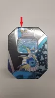 Pokémon Eevee Evolutions Tin - Vaporeon V (Fall 2021) - poškozeno