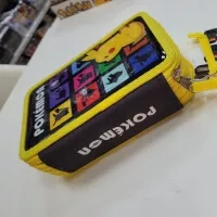 Pokémon třípatrový penál na zip z boku