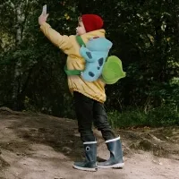 Plyšák Bulbasaur na záda