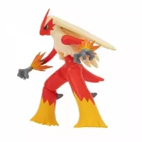 Pokémon akční figurka Blaziken 11 cm (interaktivní)
